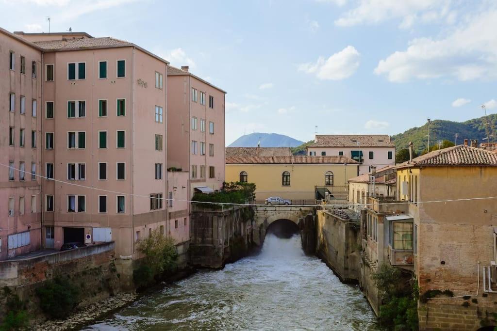 Appartement Yourbanflat Waterway Haven à Battaglia Terme Extérieur photo